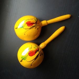 VINTAGE | Handmade Maraca Shakers